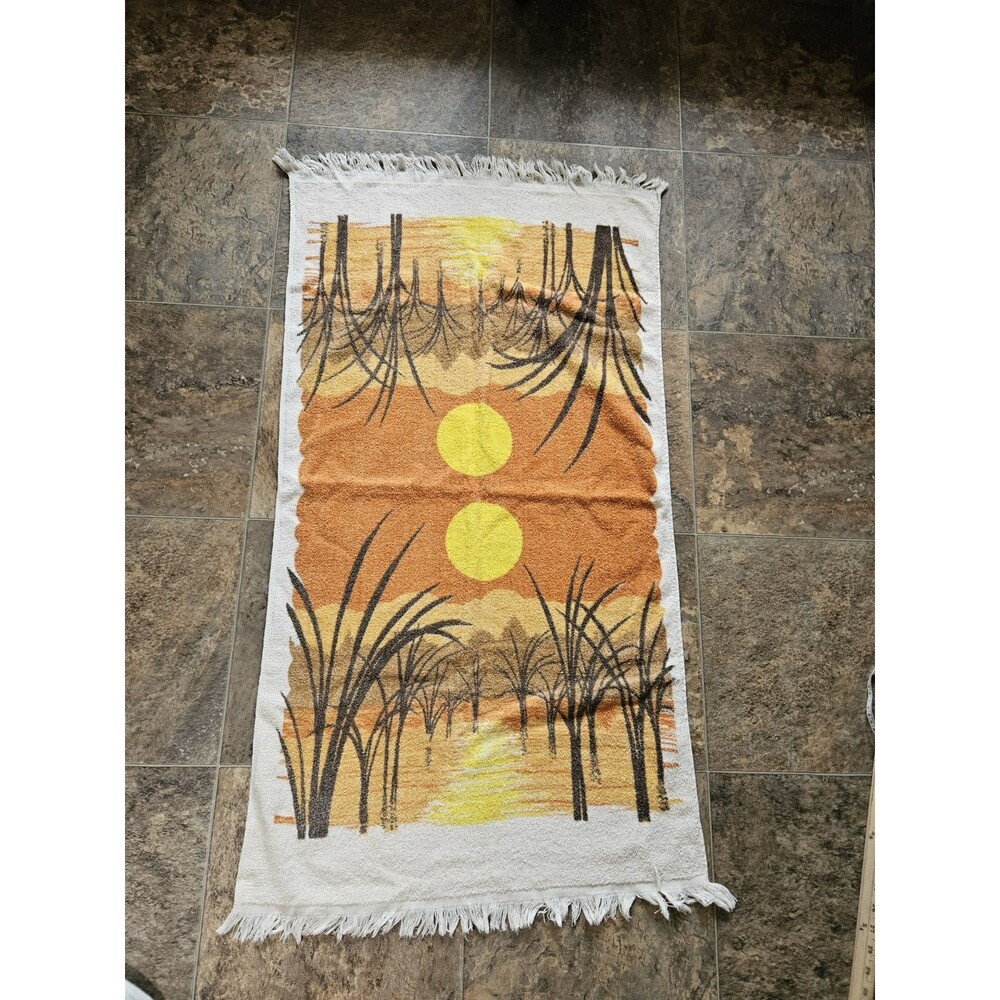 Vtg MCM Cannon Monticello Yellow Brown Orange Sun Bath Towel 24x42 with Fringe